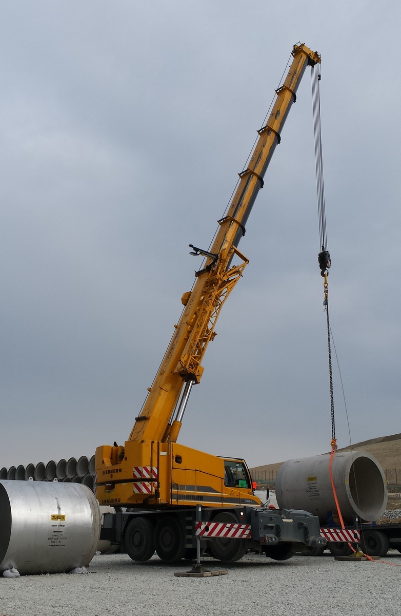 Автокран LIEBHERR LTC 1055