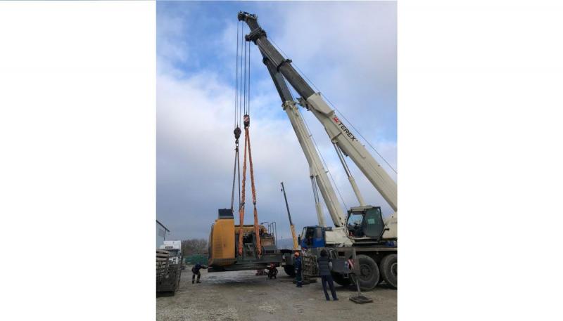 Выгрузка LIEBHERR Г.Новороссийск
